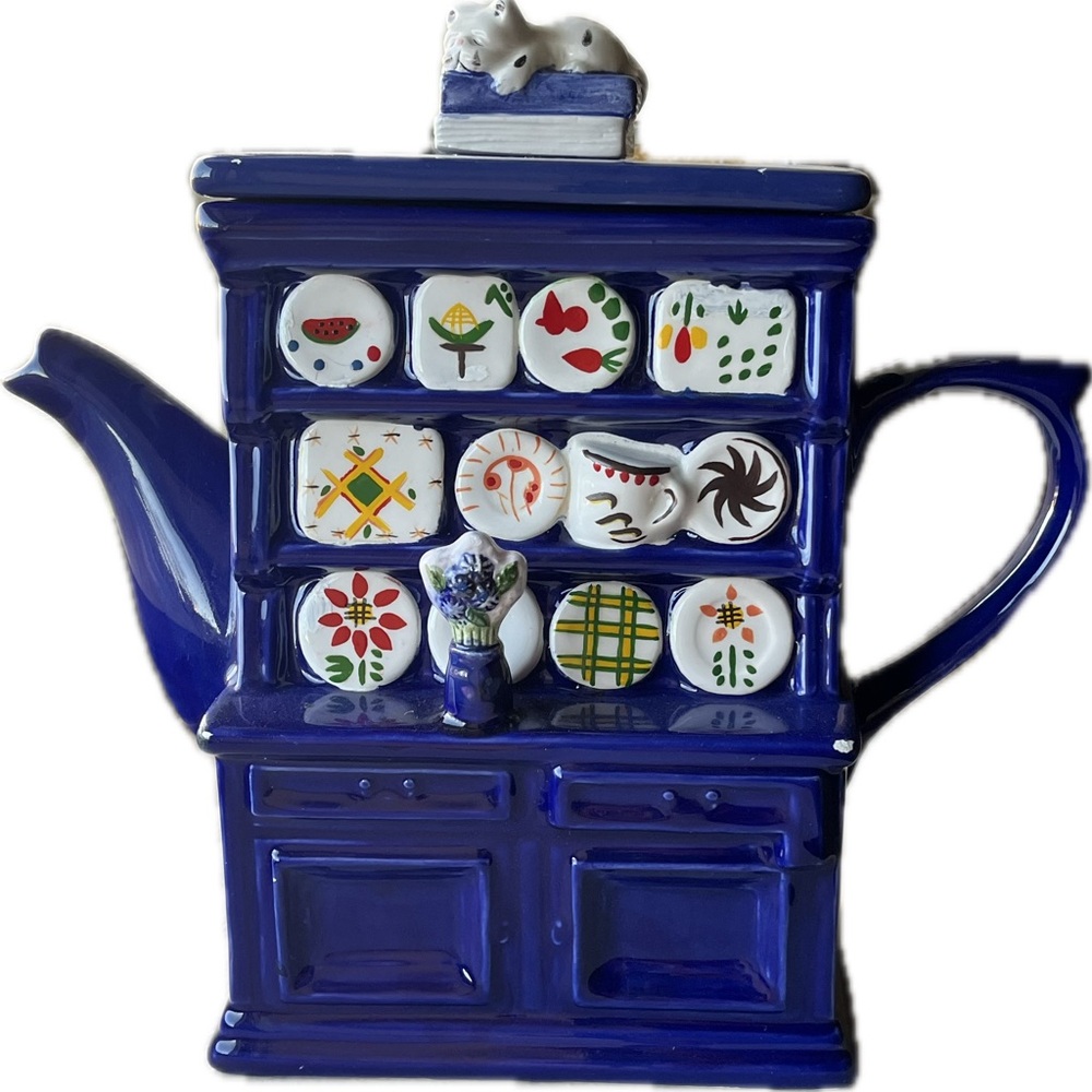 Vantage Cardinal Ceramic teapot